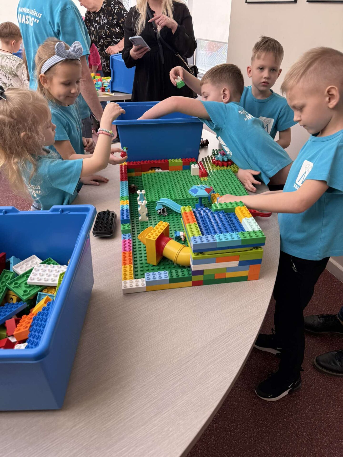 LEGO5